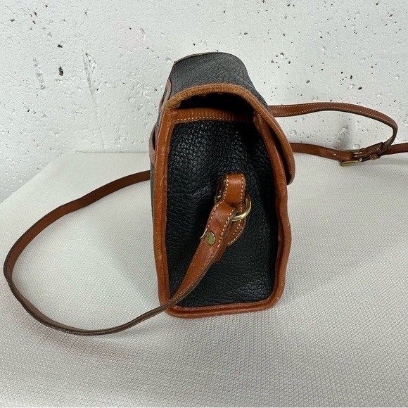 Vintage Dooney & Bourke Black & Brown Square Duck Crossbody Bag Purse - Picture 4 of 16